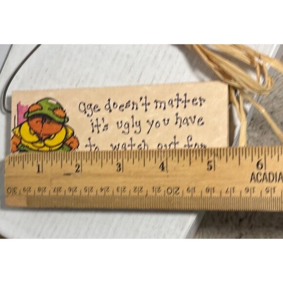 Vintage Wooden Hanging Sign With Bear & Quote Age Doesn't Matter 5.25 x 2" - Picture 3 of 5